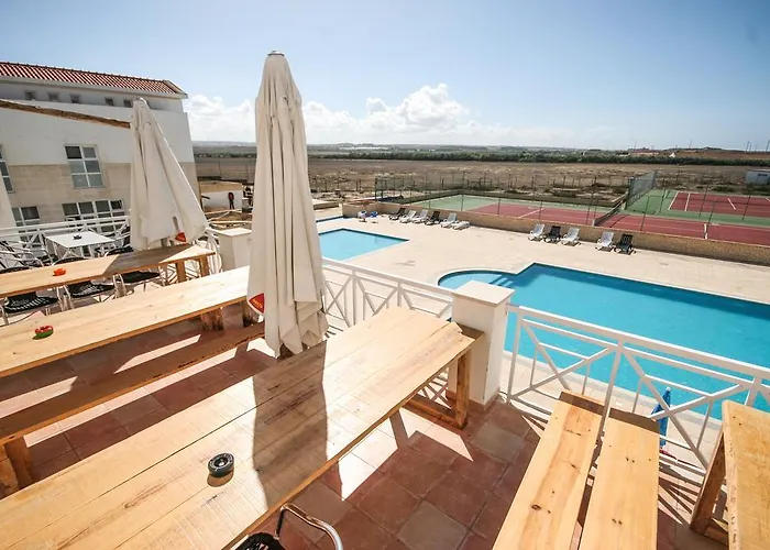 Shark's Деревянный коттедж Балеал