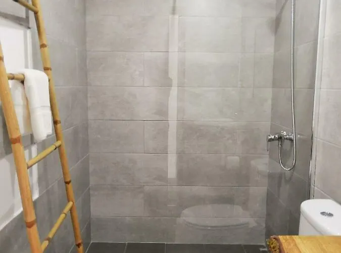 Shark's Деревянный коттедж Балеал