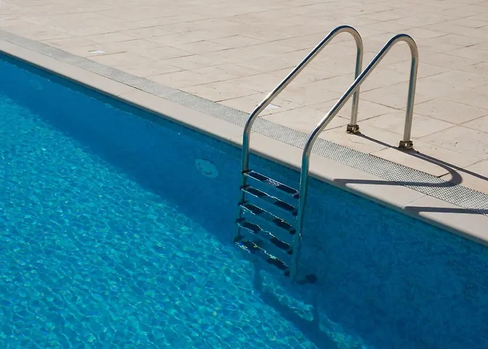 Shark's Деревянный коттедж Балеал